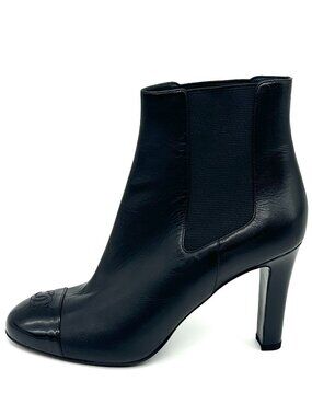CHANEL 21B Leather Patent Cap Toe CC Ankle Boots Booties Heels